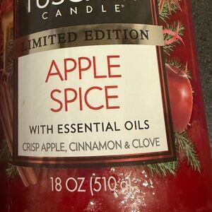 Tuscany Candle Apple Spice Scented Candle